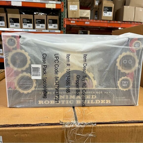FAO Schwarz RC Construction Gripper Bot Animated Robotic Builder With Remote - Picture 6 of 8
